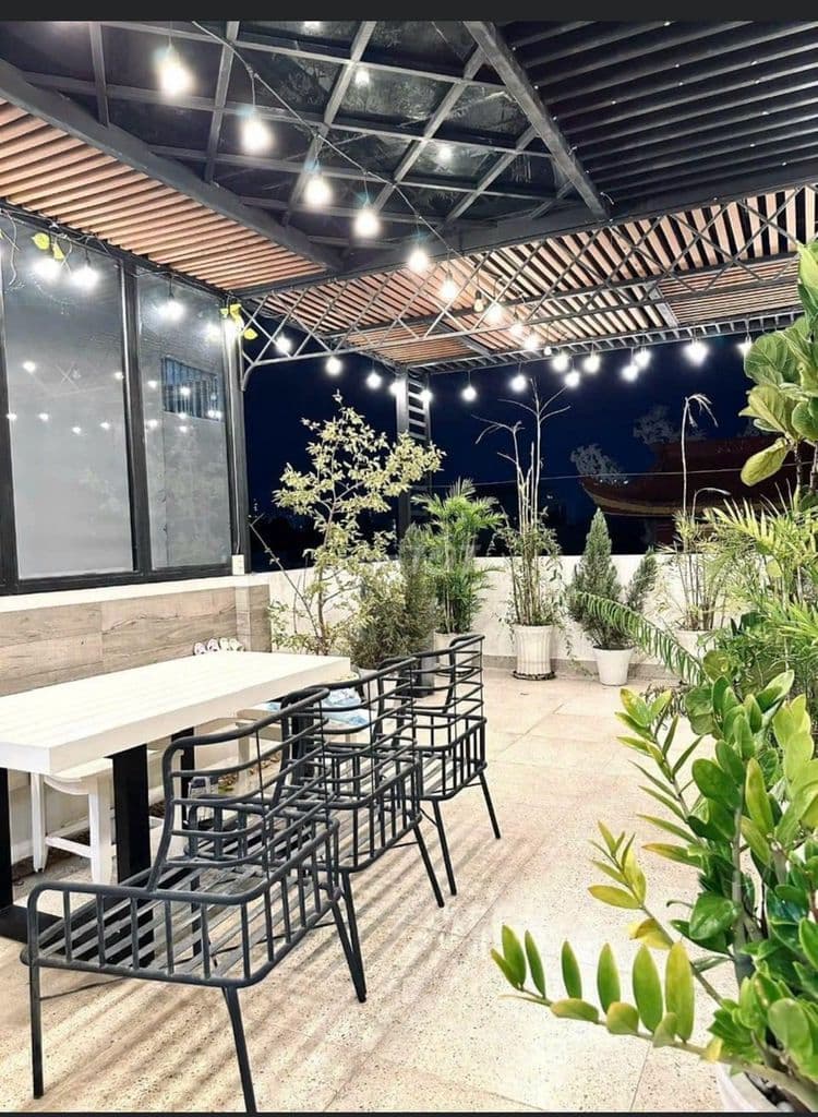 SIÊU PHÂM CHÂN DÀI DƯƠNG QUÃNG HÀM 68M HẺM XE HƠI THÔNG ĐÚC 4 TẦNG - Ảnh 2