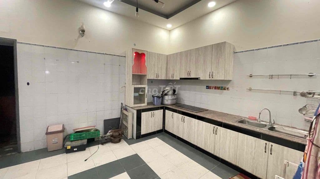 ráp khu bình phú ngang 5m dài 14m 4 tầng btct đường xe hơi cách mặt ti - Ảnh 2