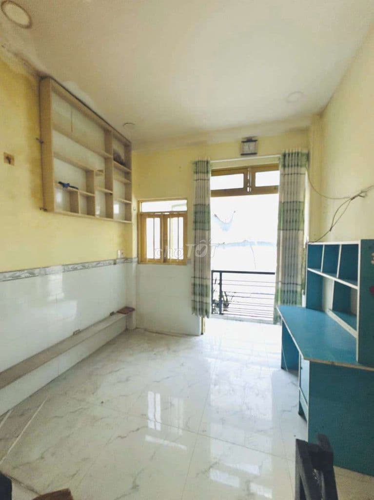 HẺM ĐẸP,NHÀ Ở NGAY