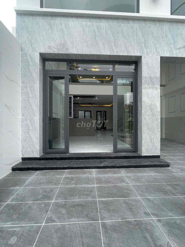 Bán nhà có thang máy nội thất đầy đủ tại KDC Gia Long - Ảnh 2