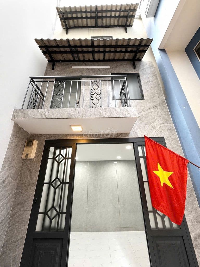 NHÀ ĐẸP ĐA KAO QUẬN 1- 3 TẦNG BTCT- NGANG KHỦNG 8M- SÁT MẶT TIỀN