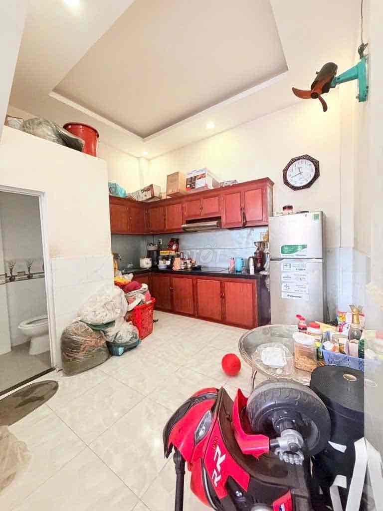 Nhà 3 tầng đường Nguyễn Văn Quá, phường ĐHT, Q12, dt 43m2 Hẻm Ôtô 👉5tỷ - Ảnh 3