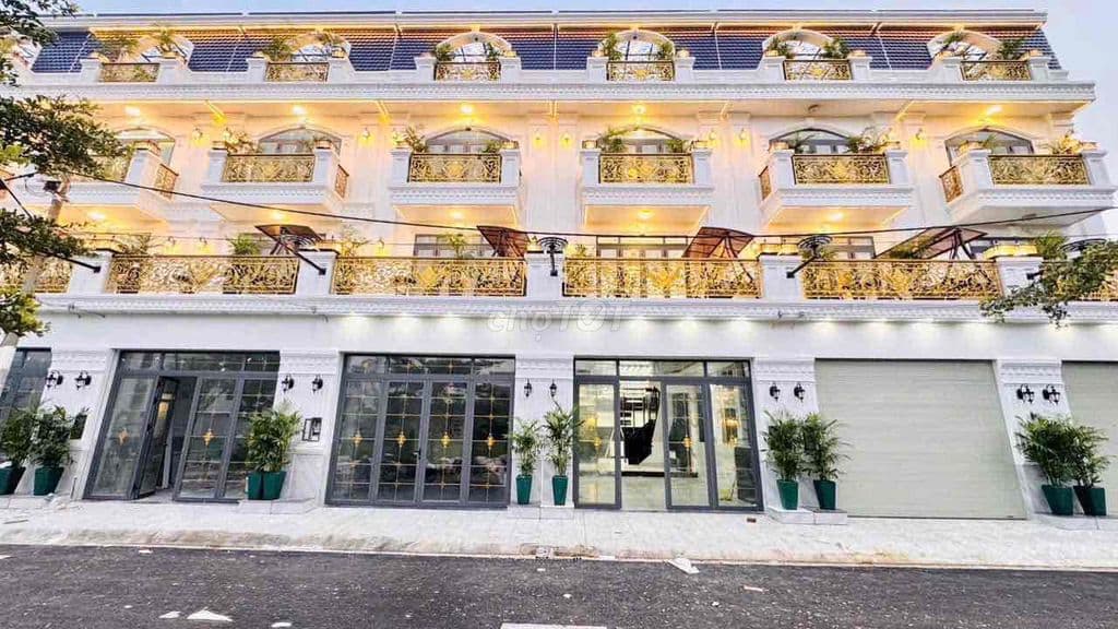 Nhà Phố 3 Tầng Sân thượng Sổ Riêng 5 x 16 mới 100% full nội thất Mt 8m