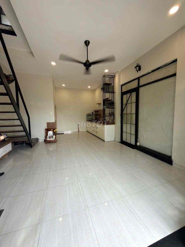NHÀ ĐẸP 5*10M MẶT TIỀN ĐƯỜNG NGUYỄN THỊ TRỌN KINH DOANH BUÔN BÁN VLA - Ảnh 2