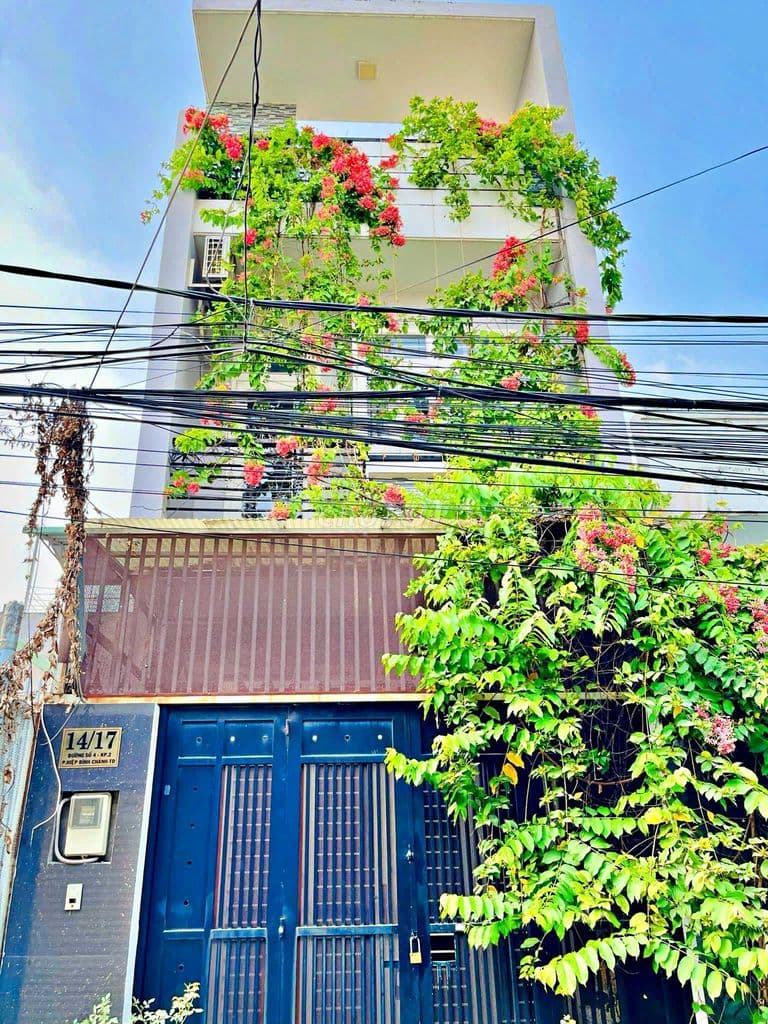 Bán Nhà 3 Tầng DT64m2 Hẻm Ô Tô, Ngay Chợ Bình Triệu Sát Phạm Văn Đồng