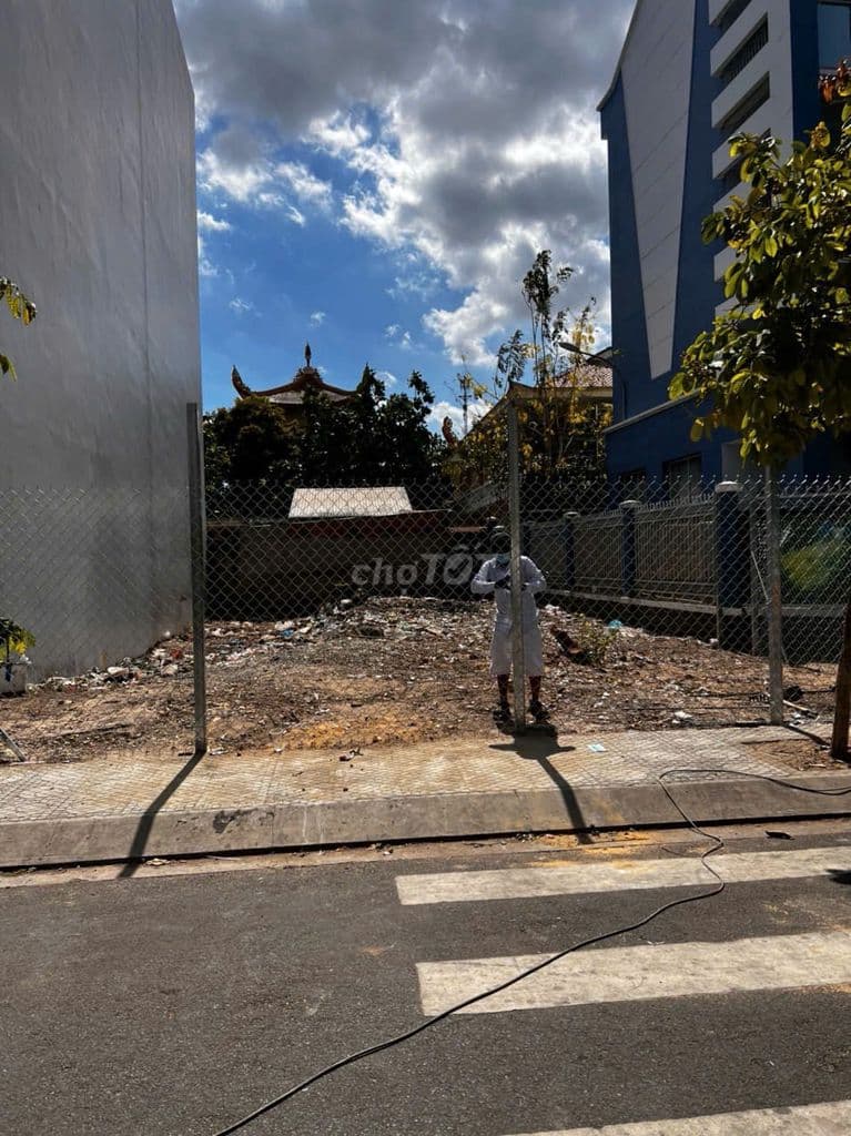 238,6m đất đường nhựa 10m p10 tân bình cần bán