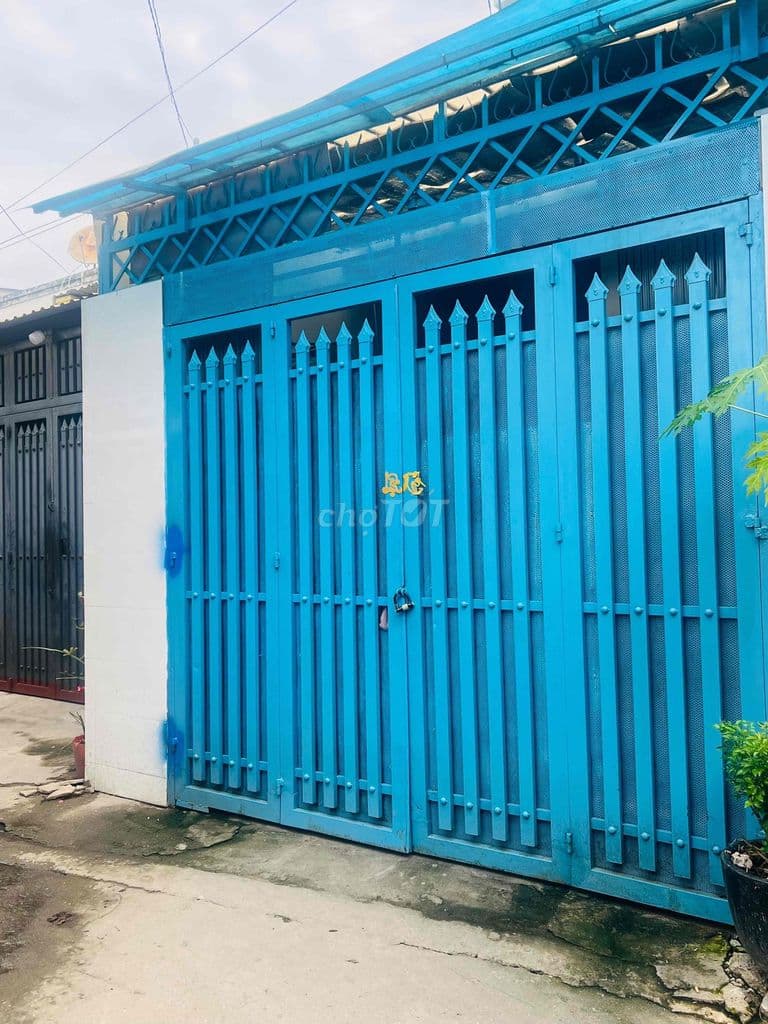 GIÁ 2,5 TỶ BÁN NHÀ SHR HÓC MÔN , NGUYỄN THỊ PHA . HXH 44m2 .