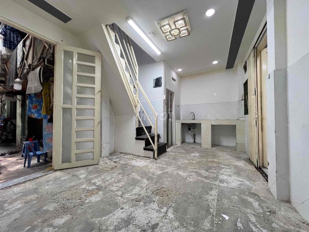 Bán Nhà 128a/28 Nguyễn Chí Thanh Quận 10 - Ảnh 3