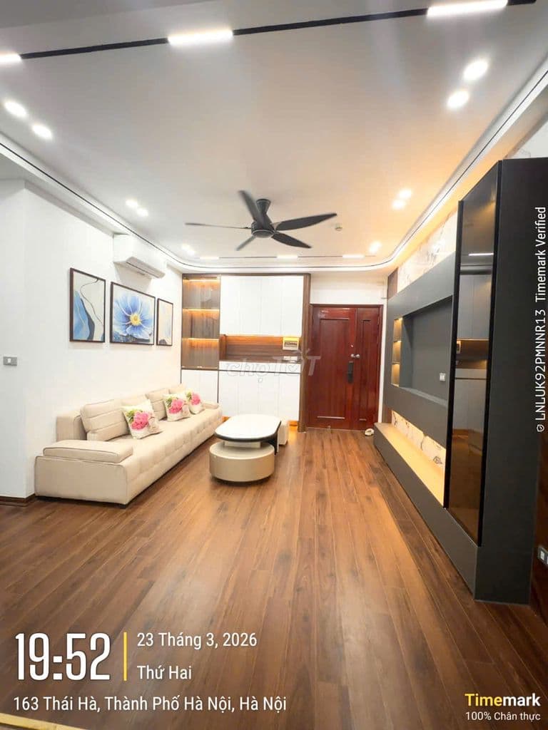 CHÍNH CHỦ cần bán gấp chung cư cao cấp 80 m2,2 PN tòa 165 Thái Hà