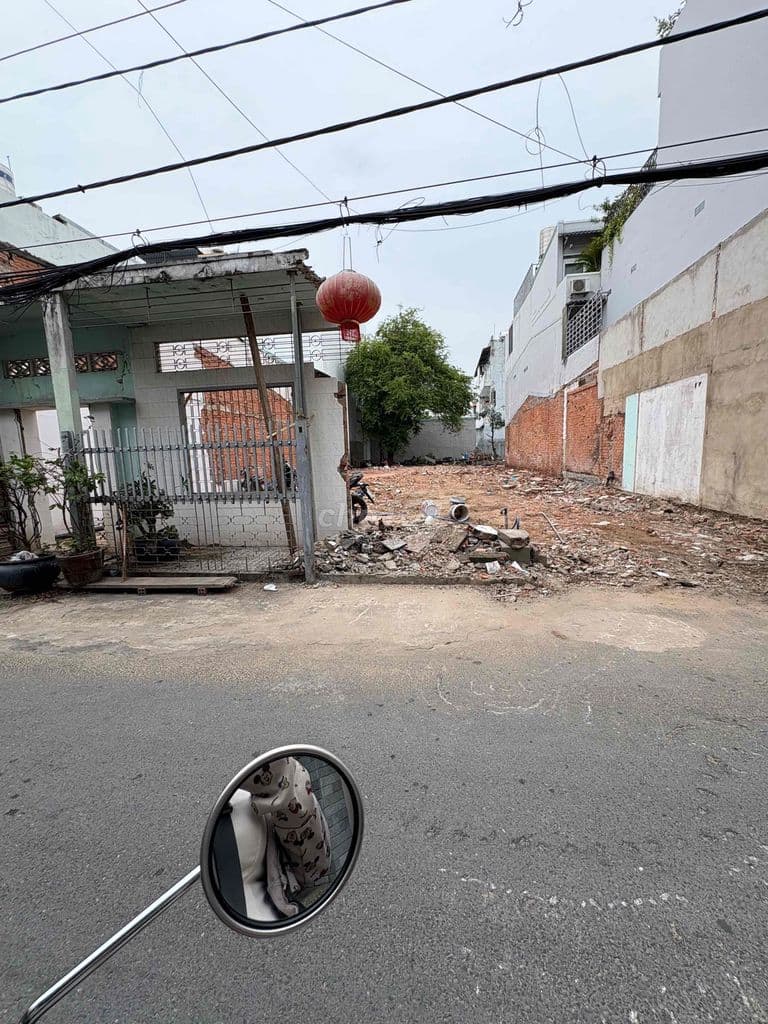chính chủ cần bán đất phân lô . hẽm xe hơi phường 8 quận gò vấp tphcm