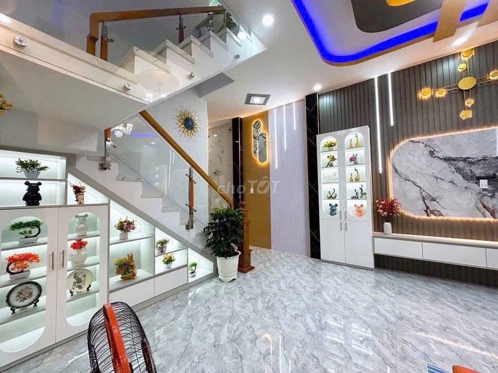 XOAY TIỀN KD BÁN NHÀ 1 LẦU 55M2 HẬU GIANG Q6 GIÁ 1TY680TR SHR HẺM 5M