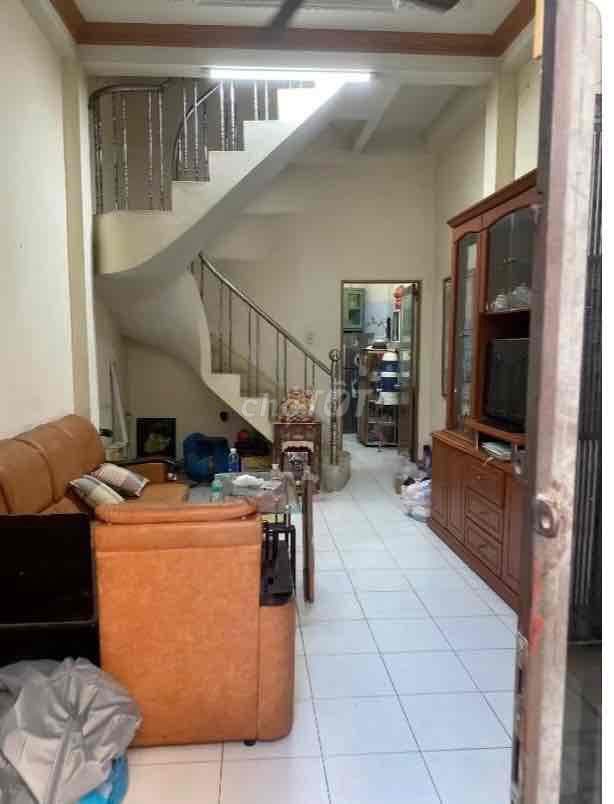 Chính chủ, nhà đắc địa, tiện KD - Ảnh 2