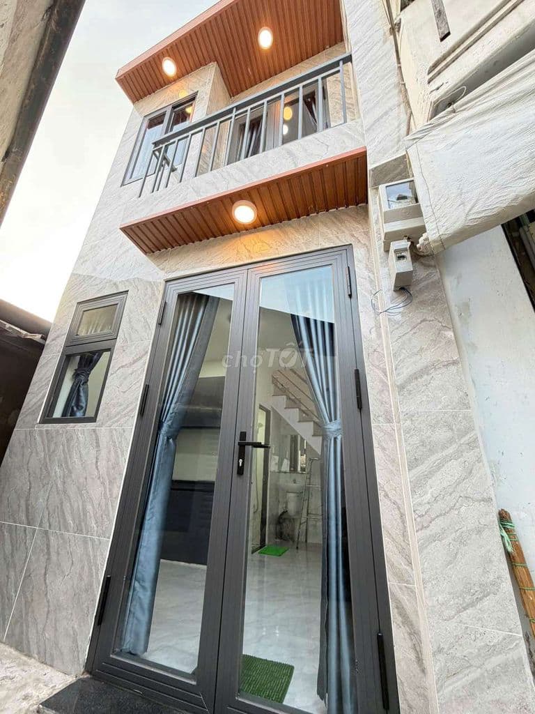 Mình là chủ nhà nhé, Bán nhà gần chợ Hóc Môn và các tiện ích