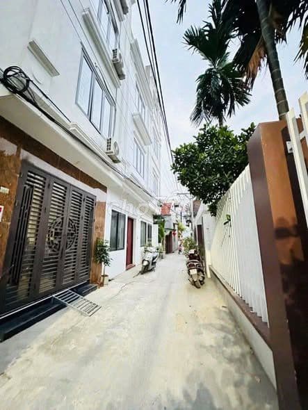 bán nhà 5 tầng Trạm Trôi giá nhỉnh 5 tỷ