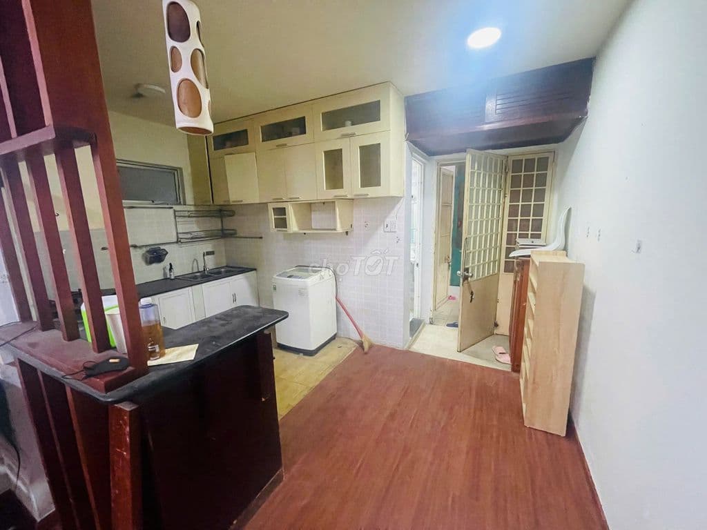 BÁN CHUNG CƯ NGÔ TẤT TỐ, LÔ C TẦNG 8 GIÁ RẺ - Ảnh 3
