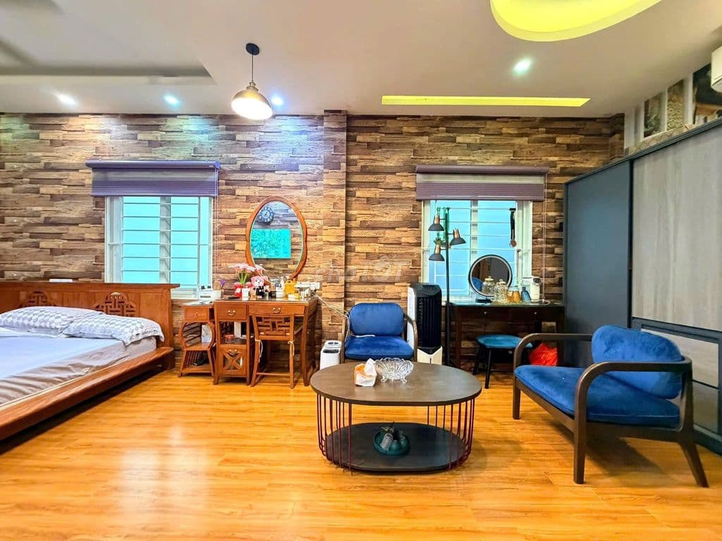 Có 102 !! Nhà Cực Đẹp Phố Hoàng Ngân 42m2 x 5 Tầng - Ngõ Ô Tô - Ảnh 2