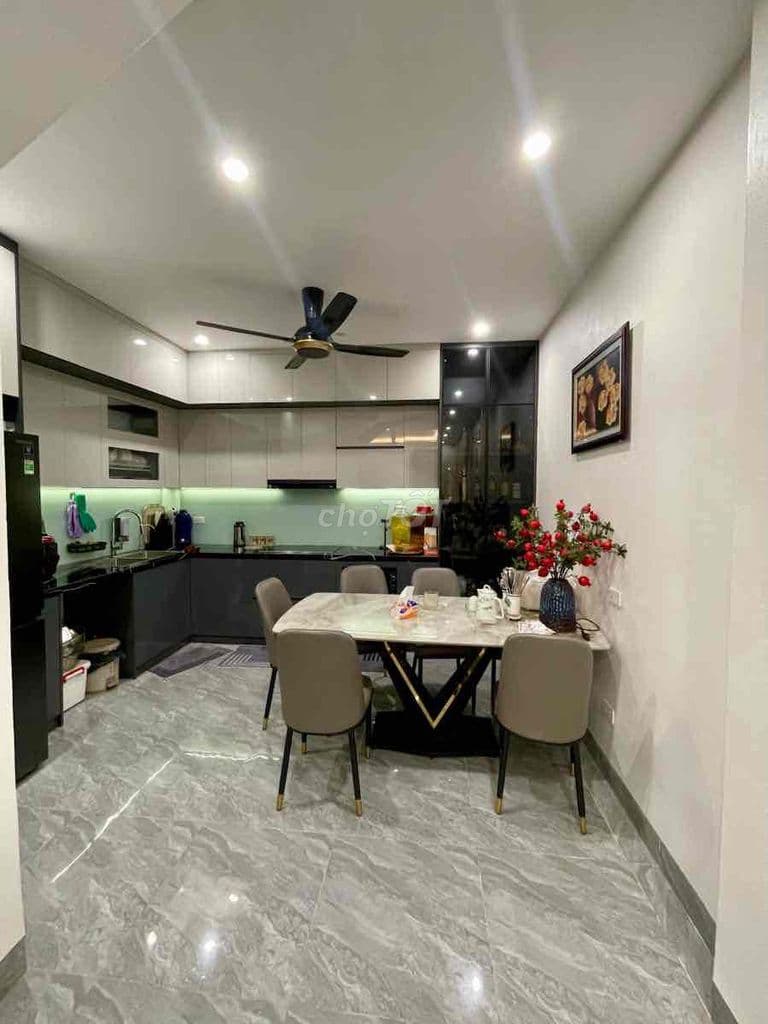 Chùa Láng, ô tô vào nhà, mặt ngõ thông KD, không QH, nhà dân xây 6T - Ảnh 2