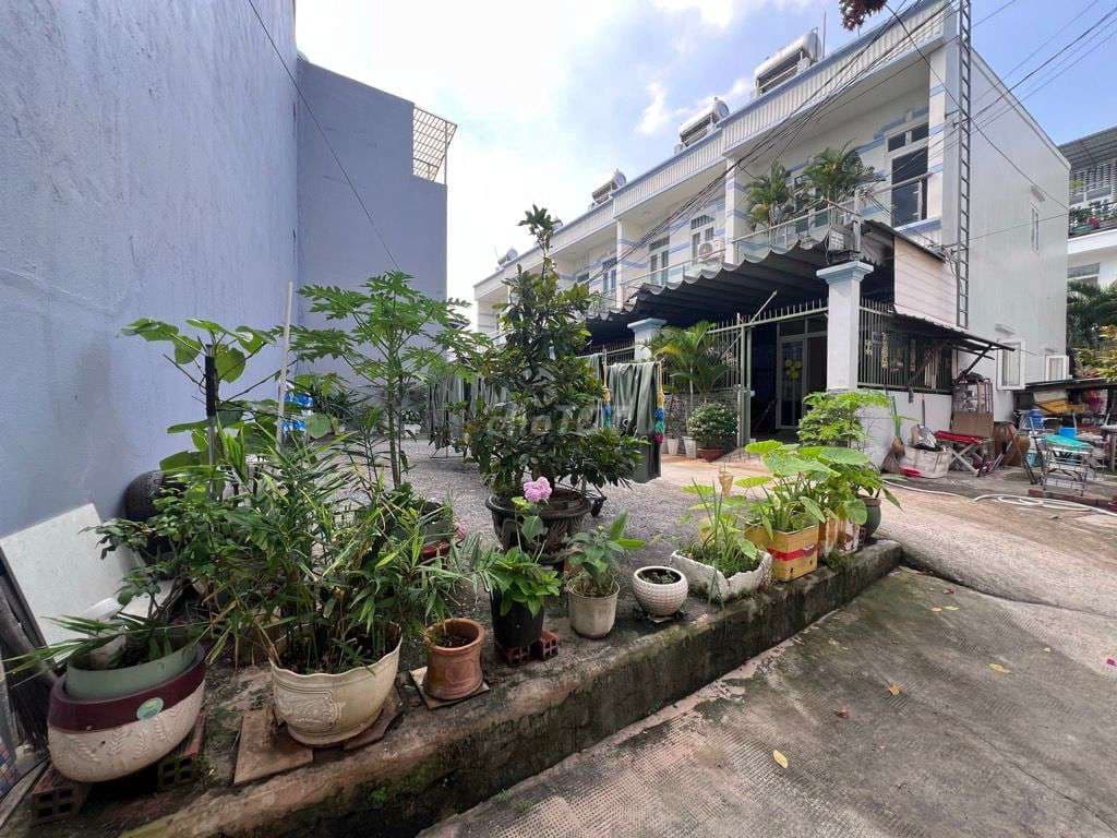 bán đất hiện hữu 50 M ra đường huỳnh tấn phát đường xe hơi gần - Ảnh 3