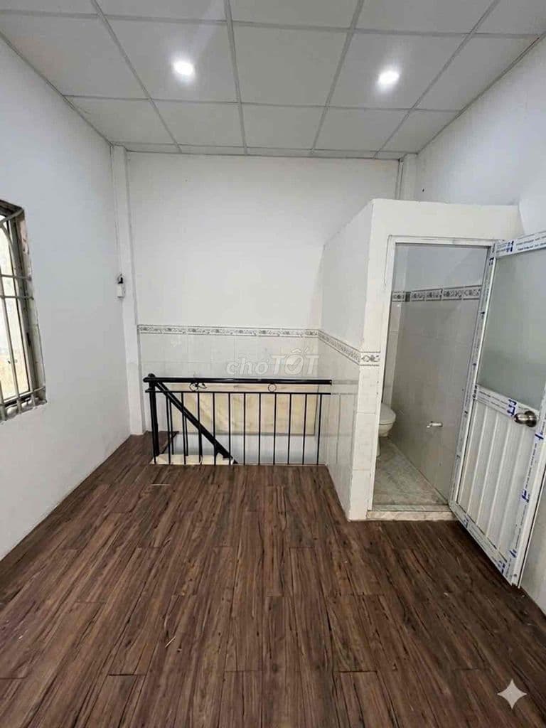 🏡 Trệt - 2 Lầu - Sổ hồng riêng - Gần chung cư Gia Phát - Ảnh 3