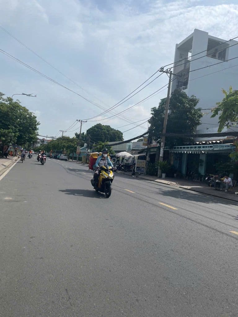 Đất mặt tiền Bình Lợi, DT 4x20m. DTCN 80M2. GPXD Trệt 3 lầu ST