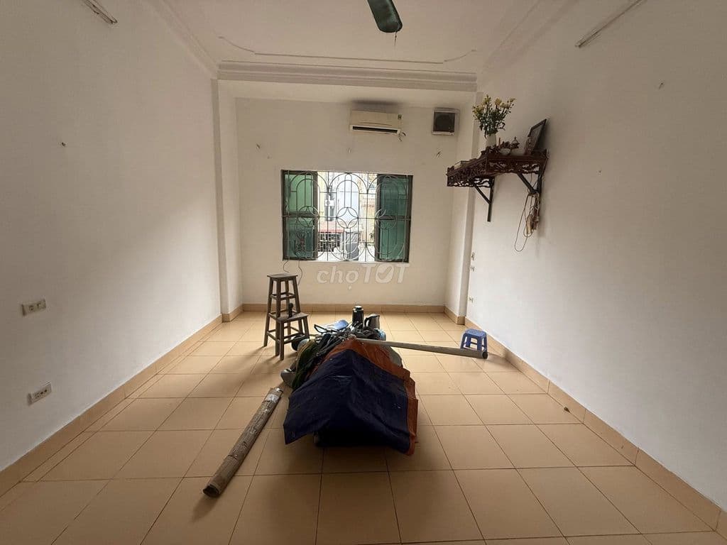 HÀNG HOT – NHÀ DÂN XÂY 4 TẦNG TRƯƠNG ĐỊNH – CÁCH MẶT PHỐ 30M - Ảnh 2