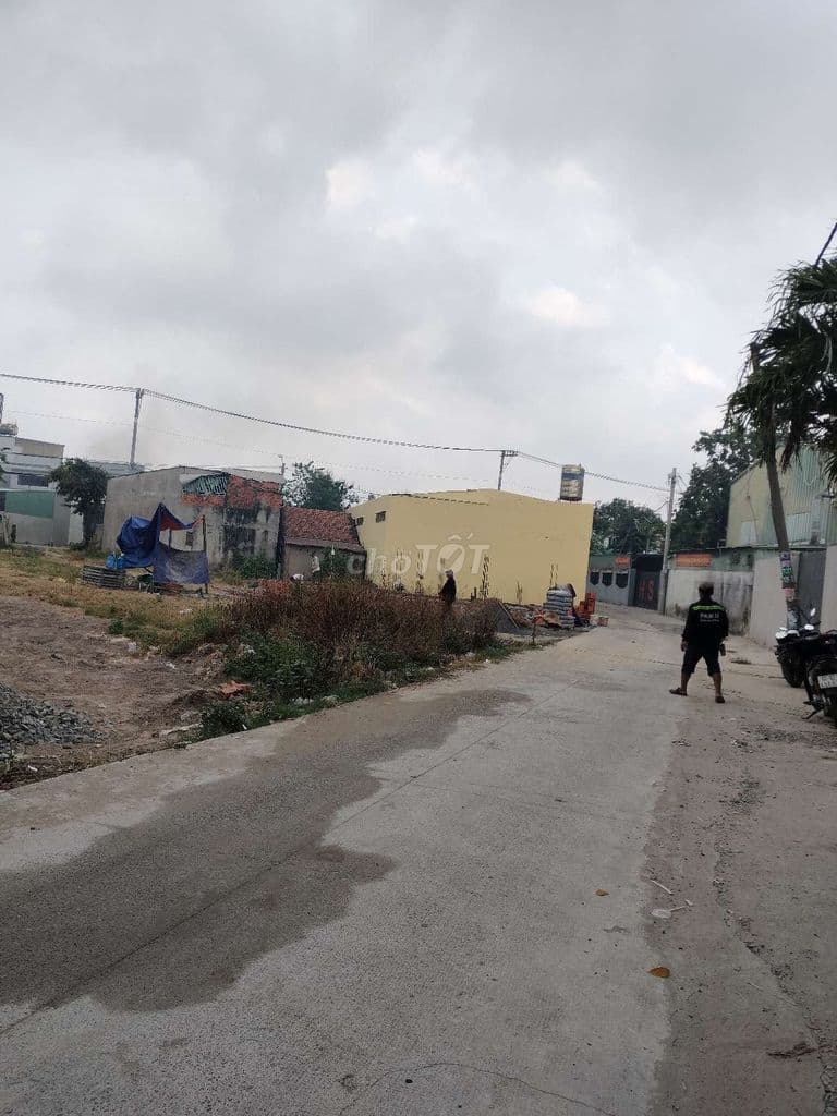 đất đẹp đg thông xe hơi quay đầu, gần nguyễn Thị thử - Ảnh 3