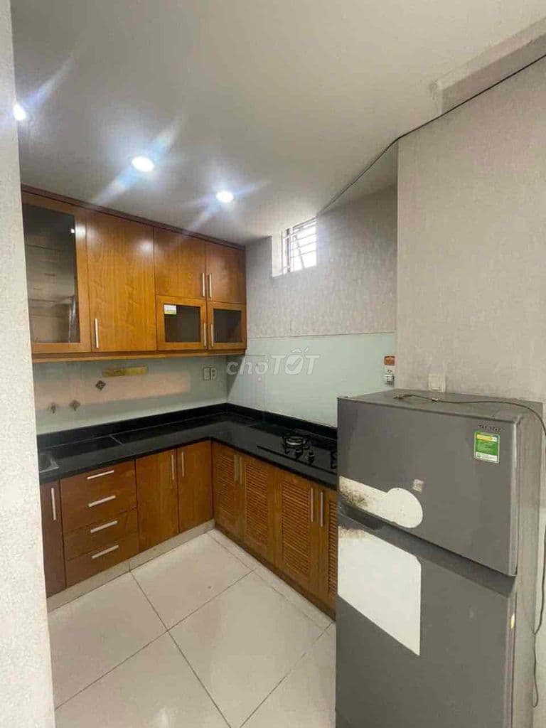 Bán căn hộ H1 , dt 75m2 , 2pn , Hoàng Diệu Q4.