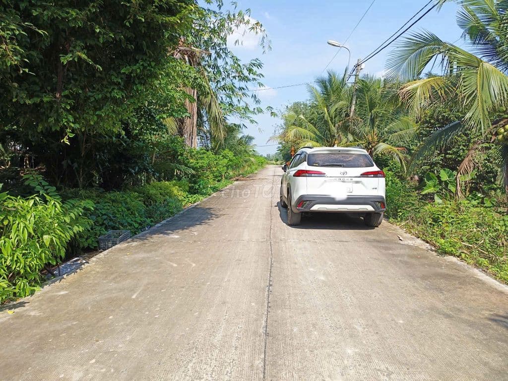 Đường Nguyễn Thị He, diện tích 281m2, 36m2 thổ cư, xã Thái Mỹ