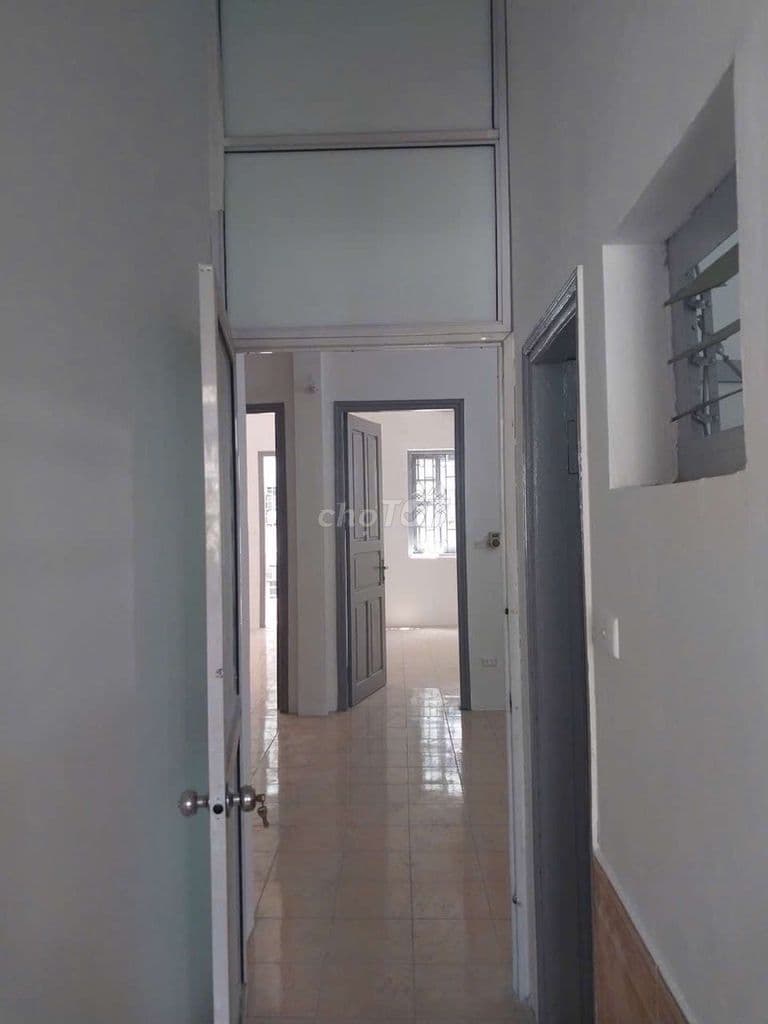 CHCC tòa N11 khu Dịch Vọng-Trần Quý Kiên 90m 2pn giá rẻ chỉ hơn 6 tỷ