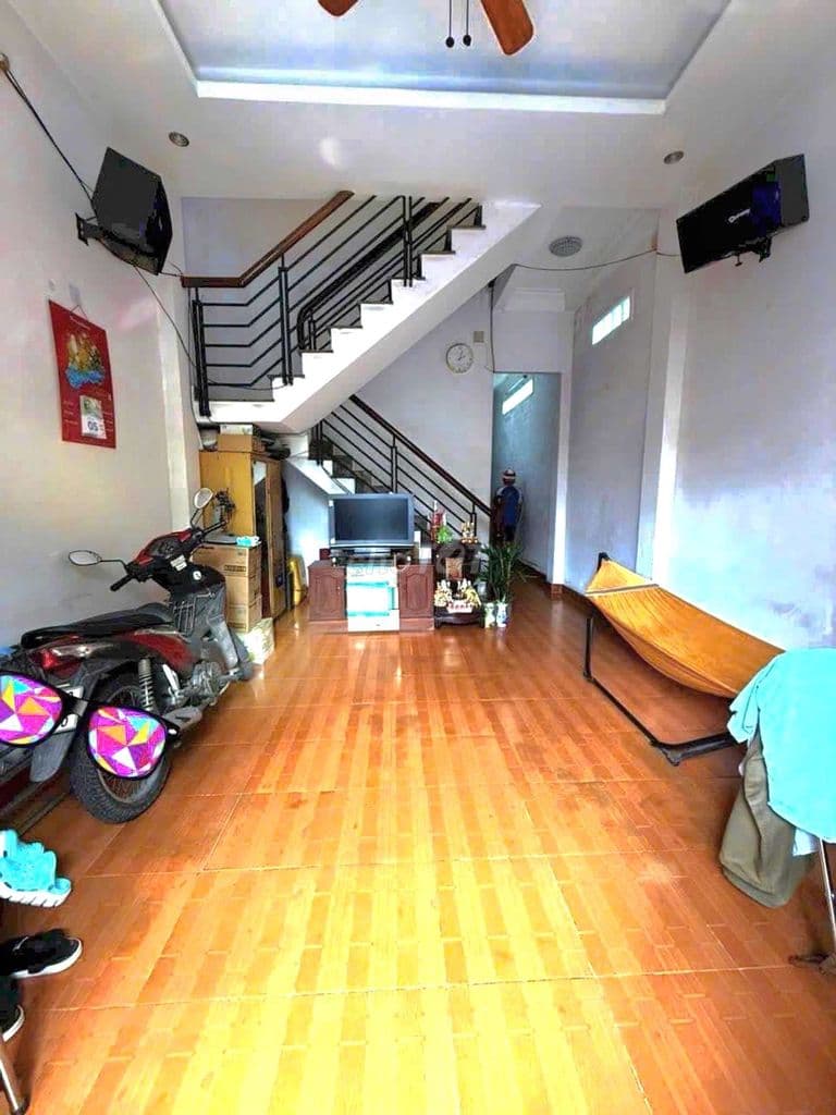 4❌️23M 2 TẦNG ĐÚC KIÊN CỐ, HẺM TẢI GẦN LÊ THỊ RIÊNG, SHR CHỈ HƠN 4,3 TỶ - Ảnh 2