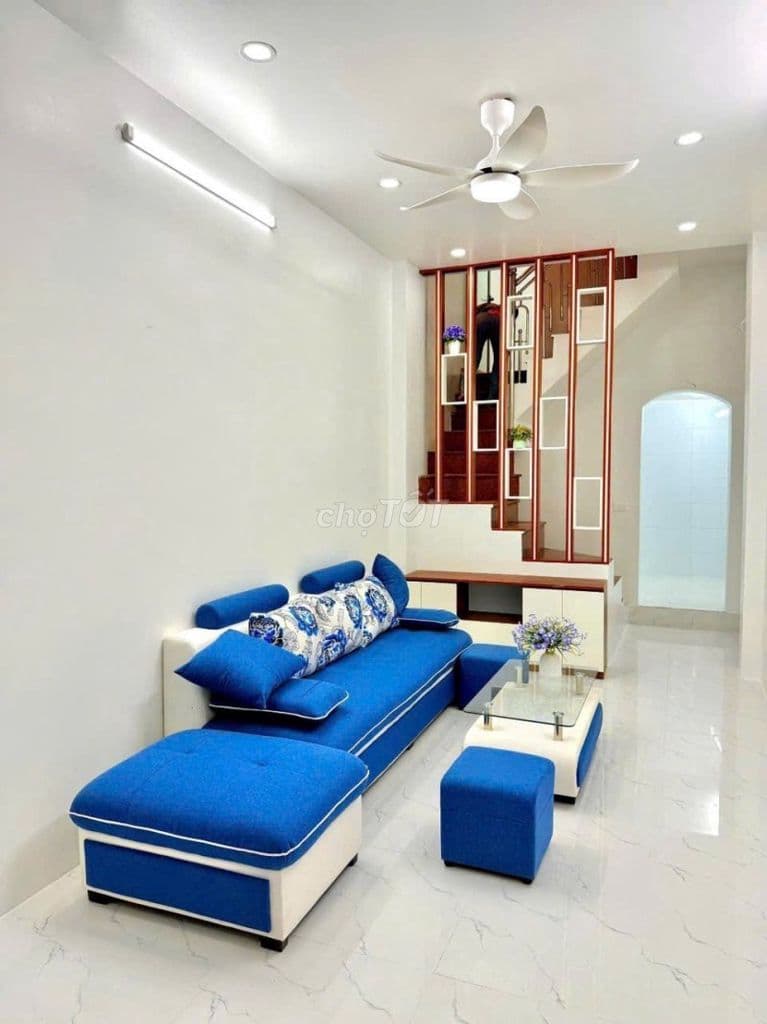 Hiếm Đống Đa!!! Gần hồ , ngõ nông , gần OTO - 36m2 x 3MT . Đẹp