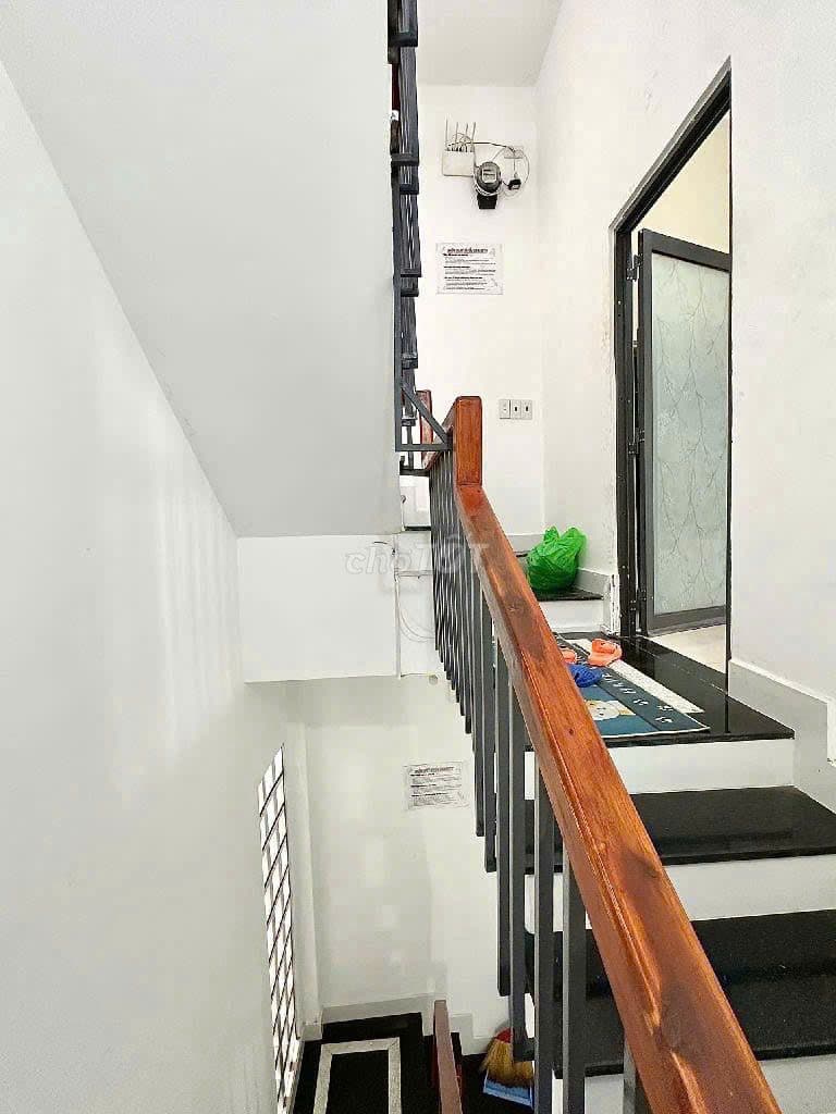 Nhà mặt tiền Độc Lập, kết hợp ở , kinh doanh hoặc làm căn hộ dịch vụ - Ảnh 3