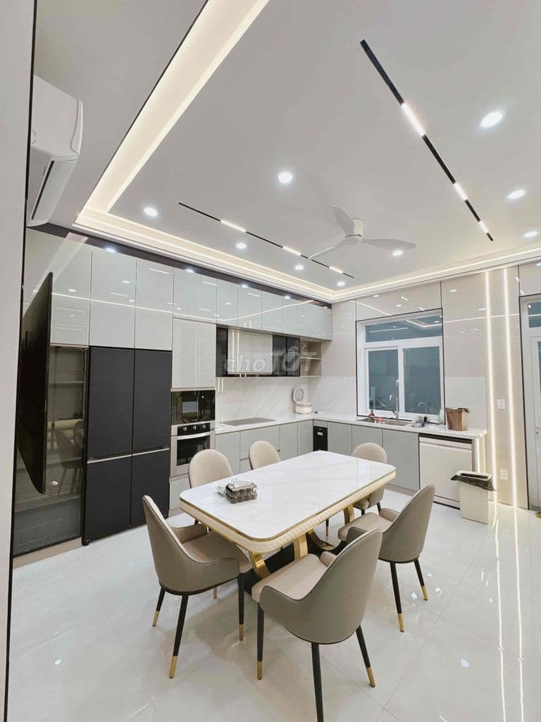 GÓC MẶT TIỀN ĐỐI DIỆN CHỢ 26x3TẦNG