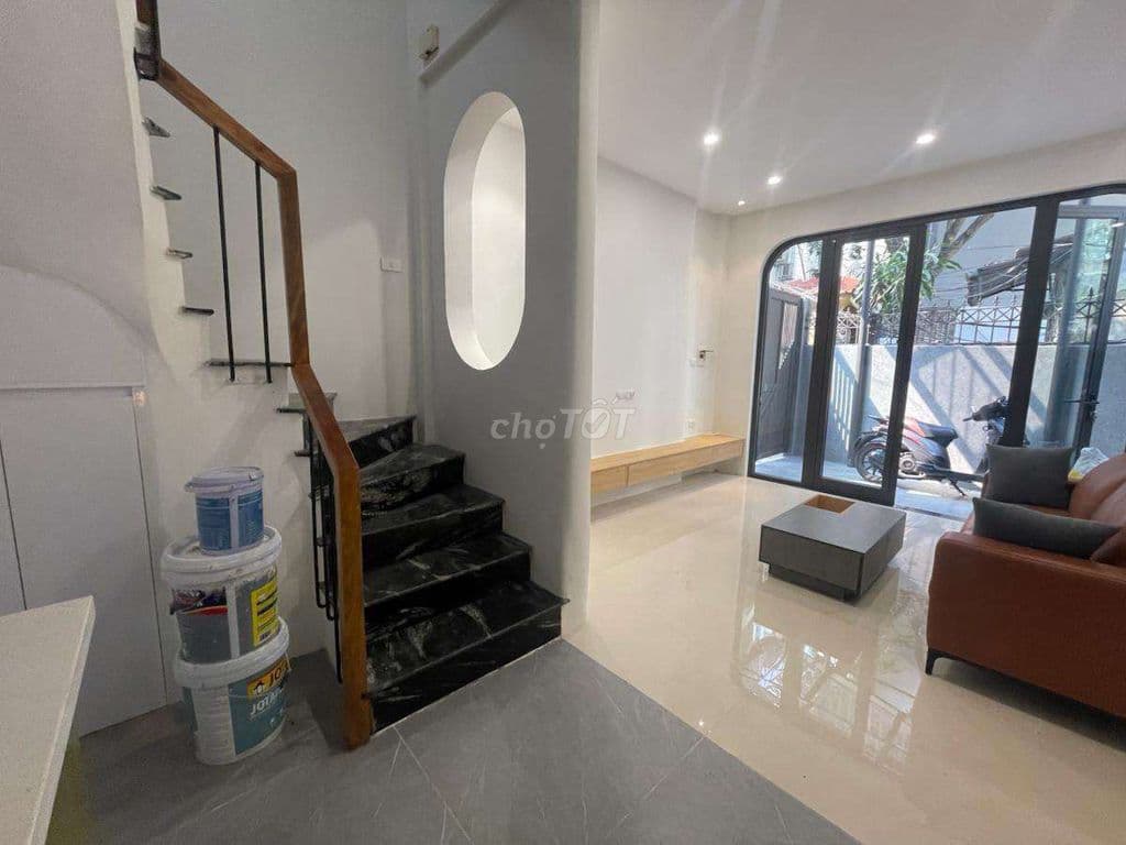 TT Ba Đình, ngõ nông, 3 gác đỗ, thoáng sáng full đồ, 36m*6T