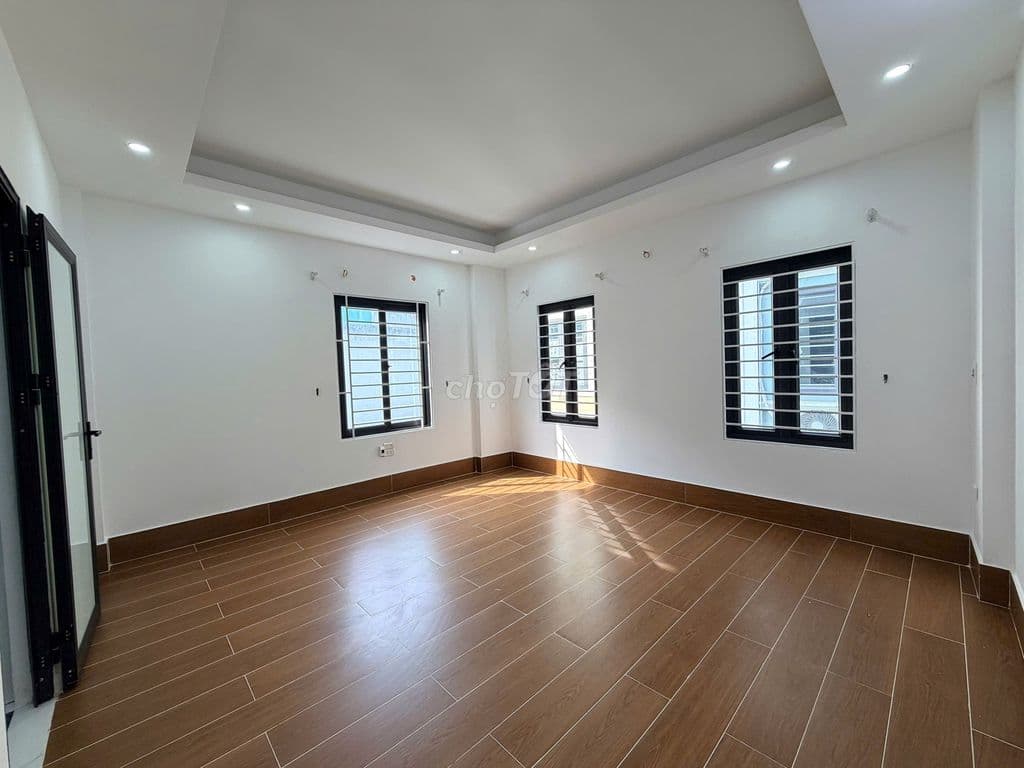 nhà Thạch Bàn lô góc 30m x 5 tầng - ngõ thông gần ô tô tránh. - Ảnh 3