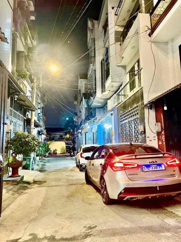 QUẬN 12. NHÀ PHỐ 3 TẤM HẺM XE HƠI THÔNG GẦN CHỢ HL 80B - Ảnh 2