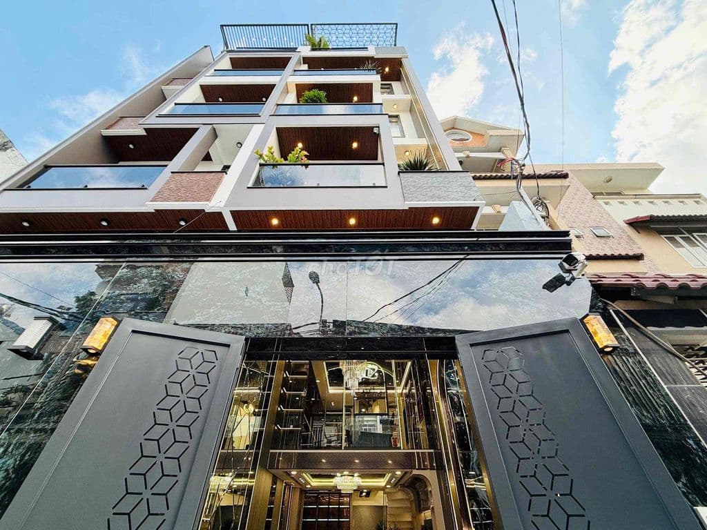 THIẾT KẾ VÀ VỊ TRÍ EM NÀY THỨ 2 THÌ KHÔNG EM NÀO DÁM MANG TÊN CHỦ NHẬT