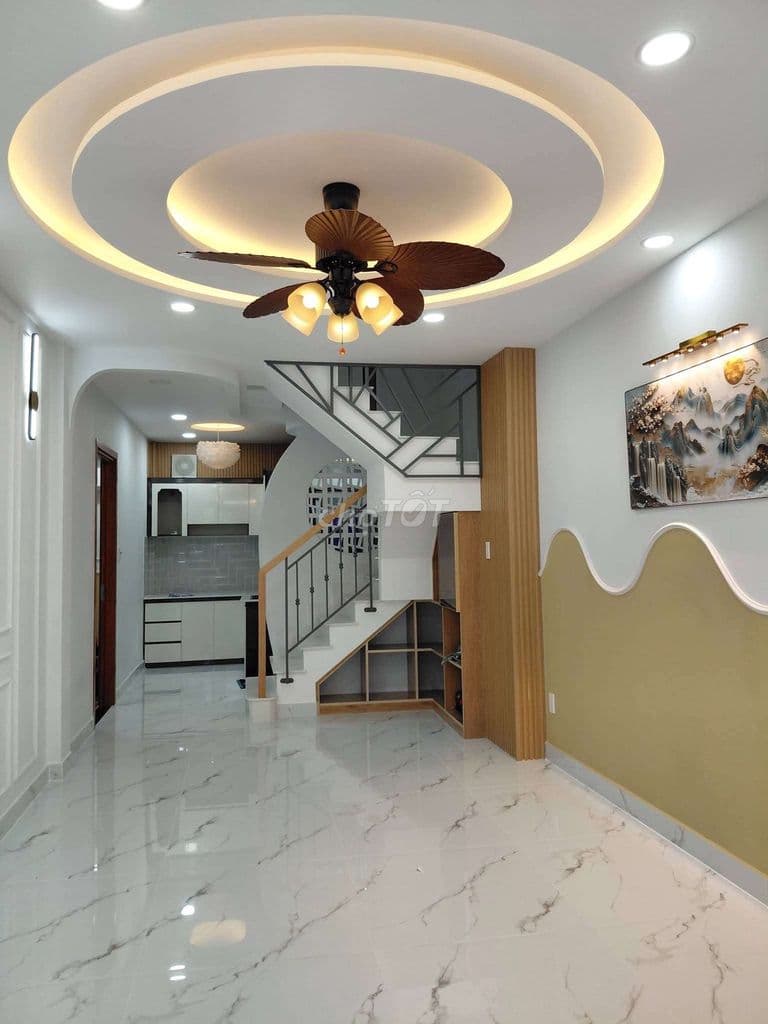 HẺM 4M NGAY NGUYỄN TRÃI - LÊ HỒNG PHONG