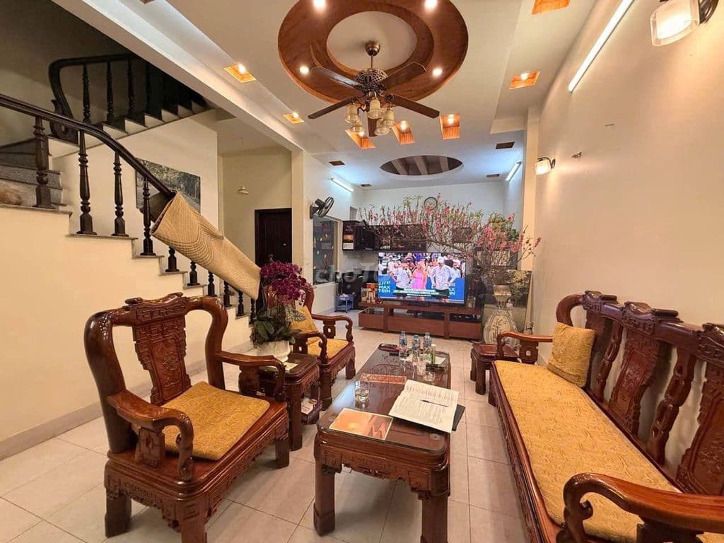 CHÍNH CHỦ - 45m² - Minh Khai - Hai Bà Trưng - 3 NGỦ - CHỈ 8 TỶ - Ảnh 2