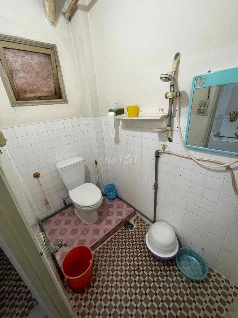 Q5 Chung cư xóm cải lầu 2 - SHR - gần BV ĐHYD Giá chỉ 2.48 tỷ - Ảnh 2