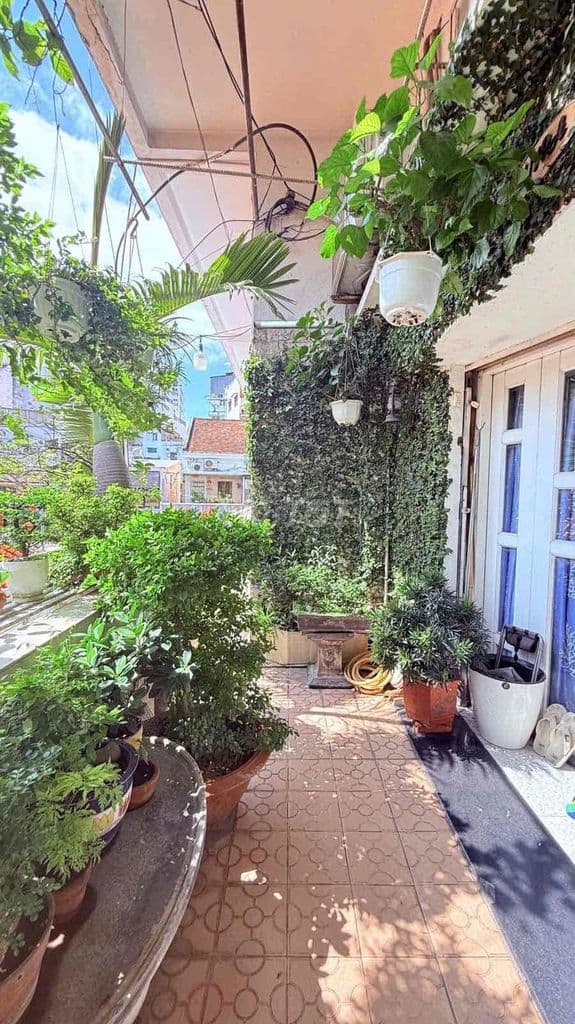 Chung cư Hồng Bàng Q5 ngay Thuận Kiều Plaza DTSD 126m2