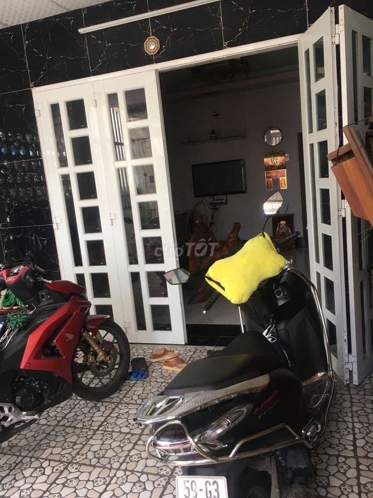 Nhà ở 86m² tại Trung Chánh, Hóc Môn, TP.HCM giá 3,7 tỷ đồng
