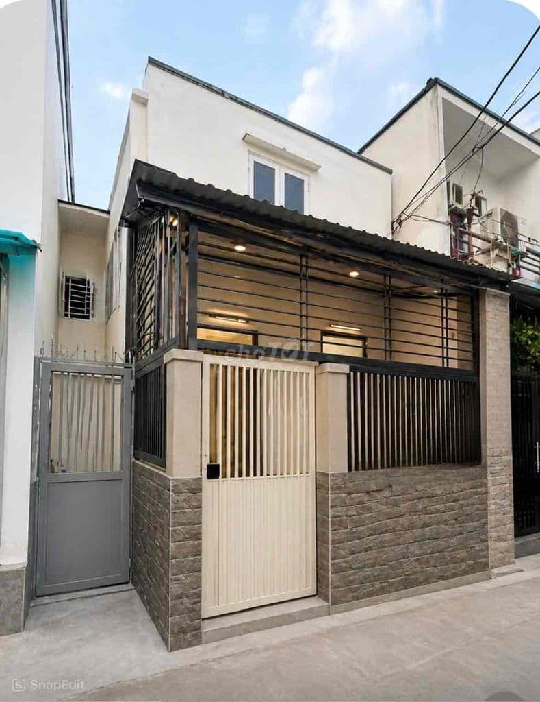 nhà 47m2 chân cầu tân thuận 1