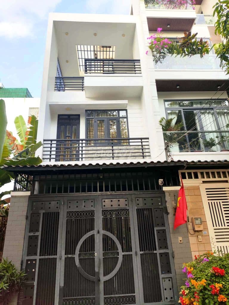 NHÀ 64M2- 3 TẦNG - HXH 8M - GIÁ TỐT