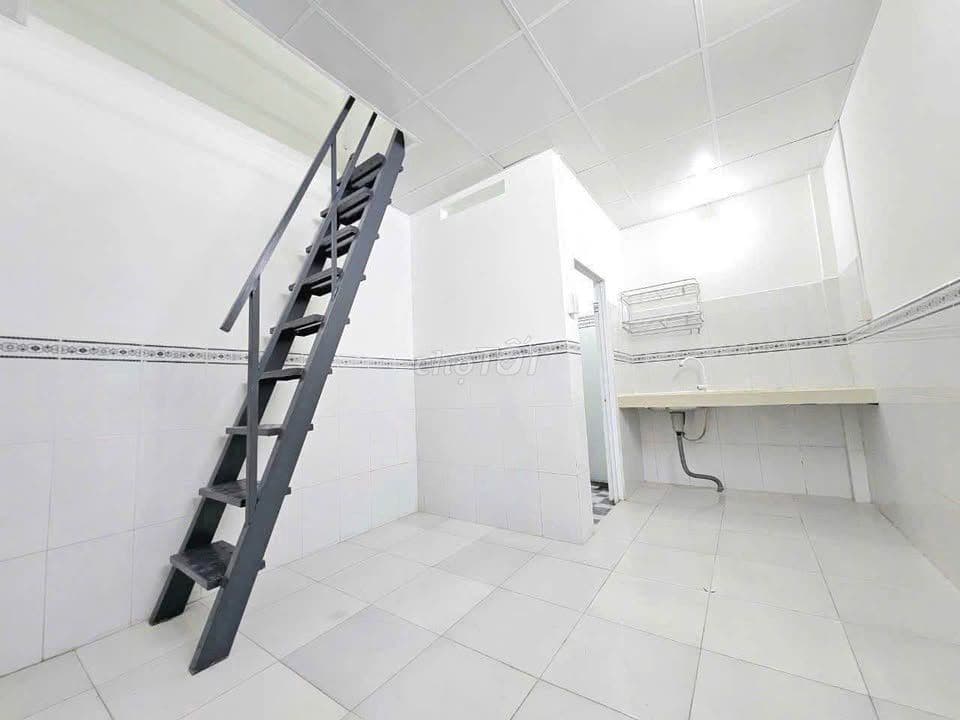 CHÚ 9 CẦN THANH LÝ GẤP DÃY TRỌ 12 PHÒNG Ở BÌNH CHÁNH - GIÁ CHỈ 1TỶ350 - Ảnh 3