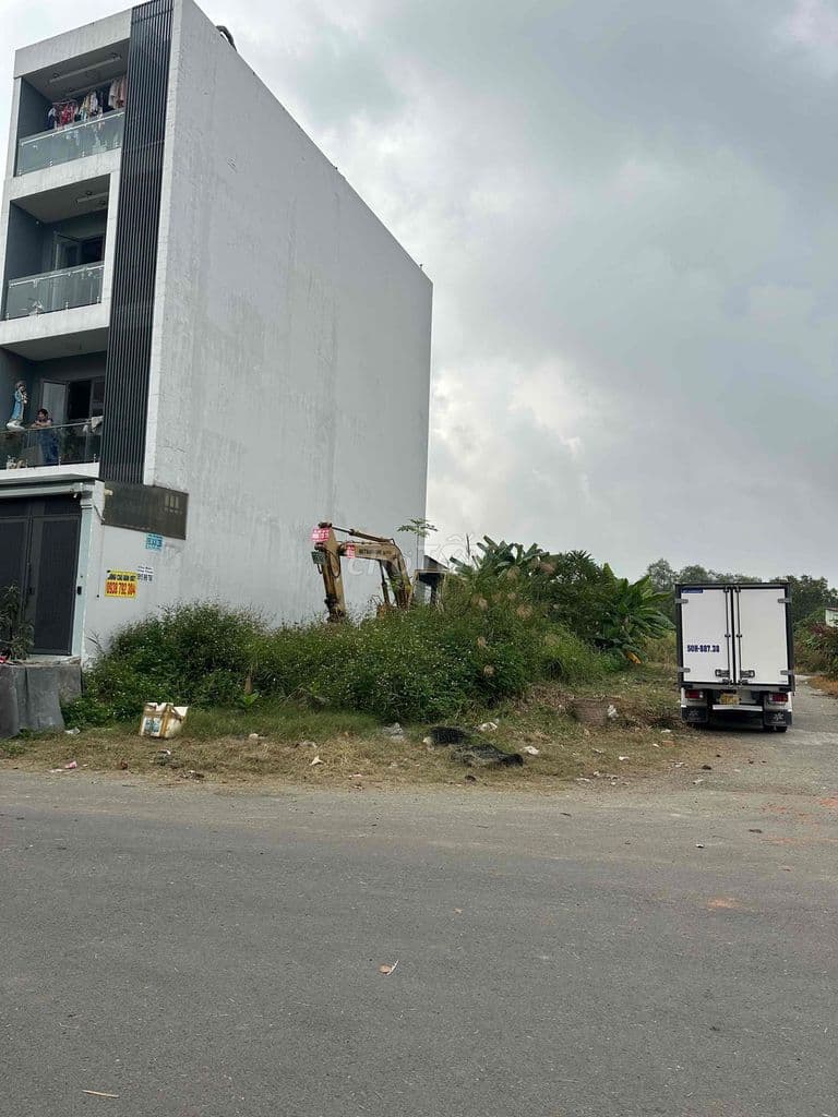 Đất lô góc 2 mặt tiền đường D6 khu ven sông phú mỹ Q7