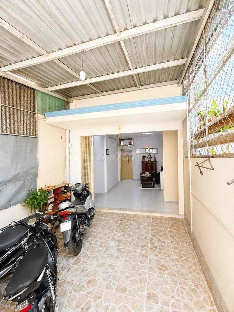 NHÀ KẾ ĐH TÀI CHÍNH - NHÀ CŨ TIỆN XÂY MỚI - NỞ HẬU TÀI LỘC - 83M - NHỈ - Ảnh 2