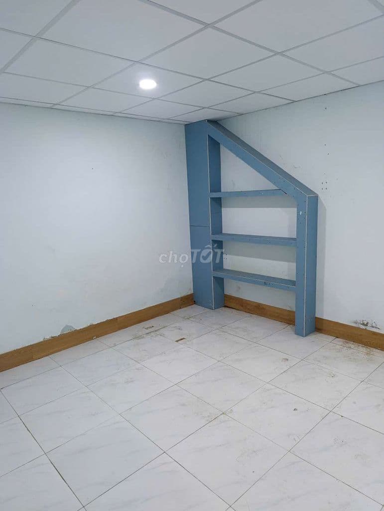 Bán nhà quận 12