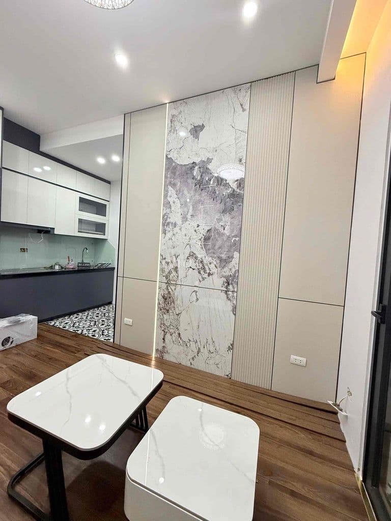 BÁN CHUNG CƯ KĐT VIỆT HƯNG – 38m² – GIÁ 2.55 TỶ - Ảnh 2