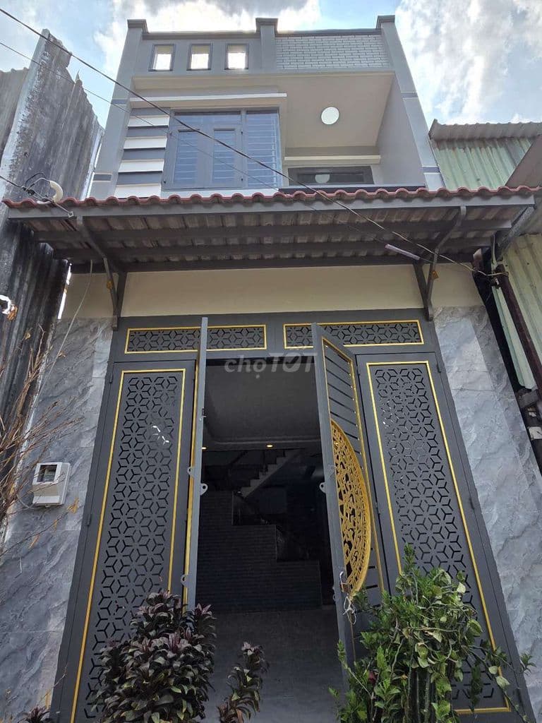 Nhà 4mx14m đúc 1 lầu đẹp.2/ công nghệ mới ,Vĩnh lộc b